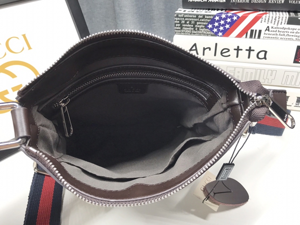 激安グッチバッグコピー着用イメージ